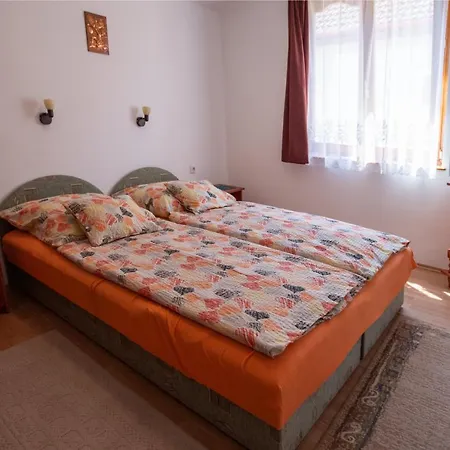 Akacfa 13 Appartement