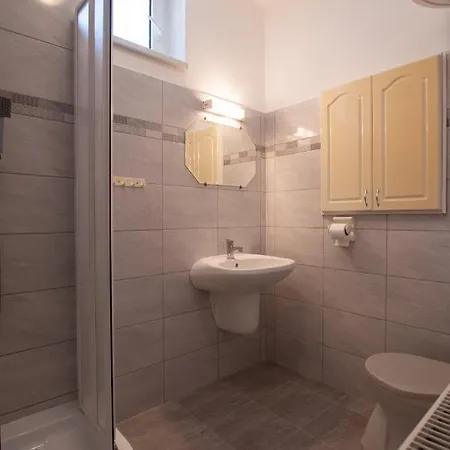 Akacfa 13 Appartement